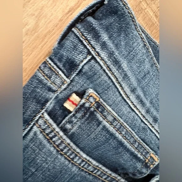 Burberry Women’s Vintage Y2K 00s Low Rise Flared Bootcut Midwash Jeans - Picture 2 of 12